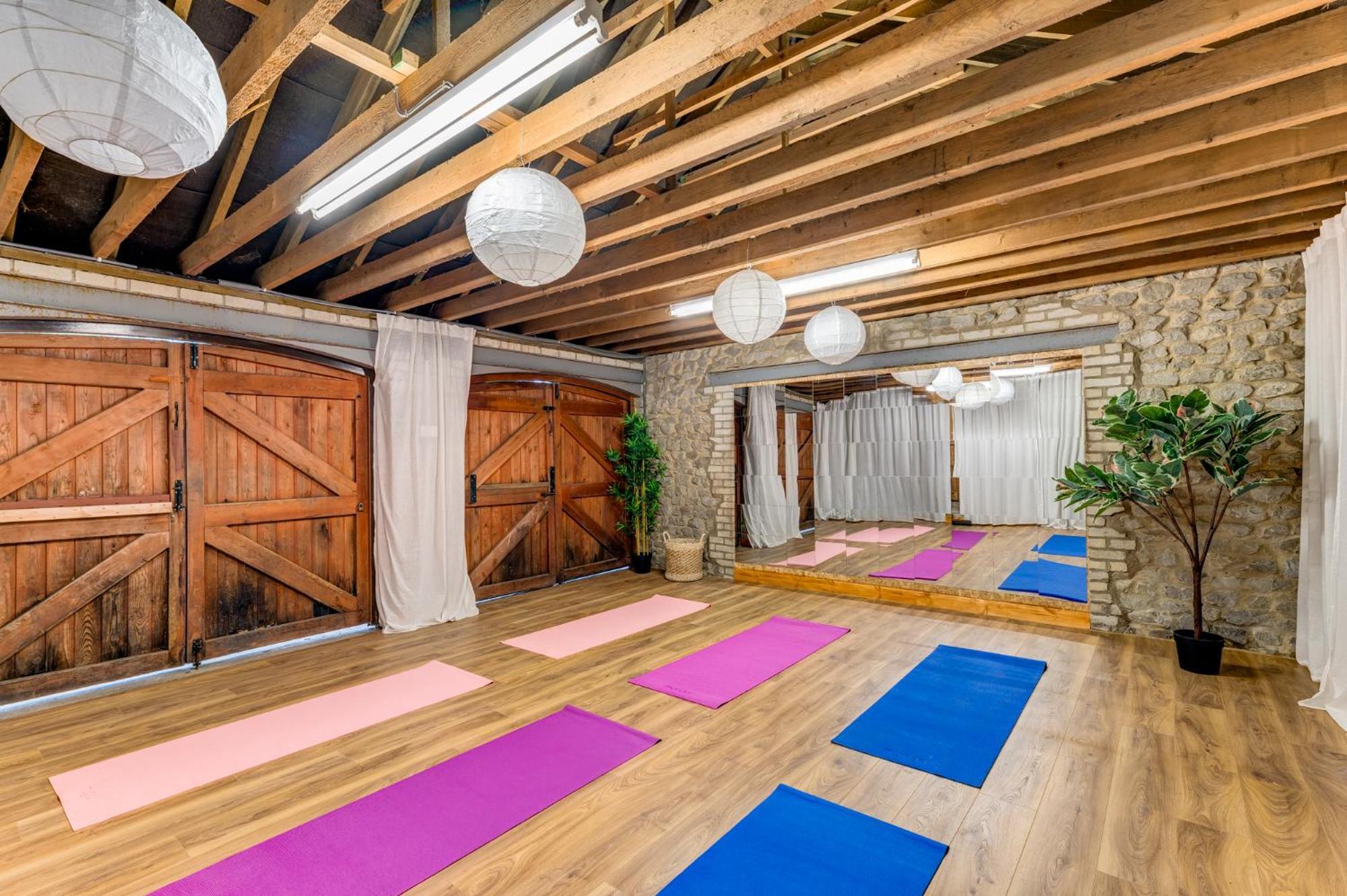 Central Malham Wellbeing Escape Hot Tub & Studio Екстериор снимка