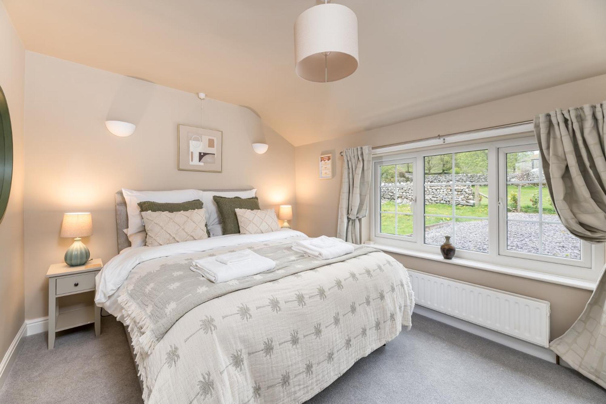 Central Malham Wellbeing Escape Hot Tub & Studio Екстериор снимка